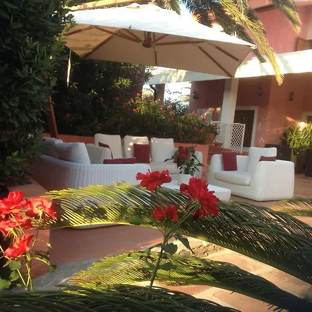 Hotel Cala Rosa Club 4*
