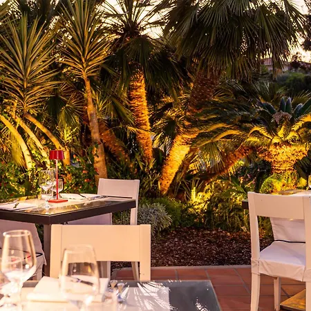 Cala Rosa Club Hotel 4*