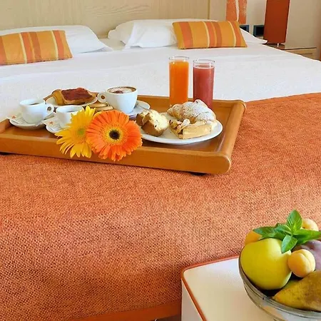 カラ ローザ クラブ ホテル 4*