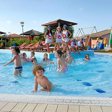 Cala Rosa Club Hotel 4*