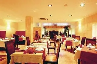 Cala Rosa Club